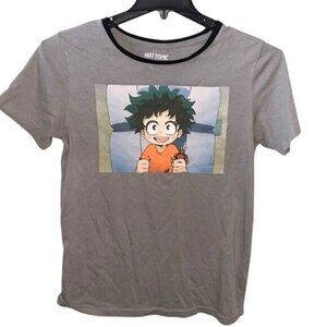 Hot Topic My Hero Academia Deku Graphic Tee Gray Crewneck M